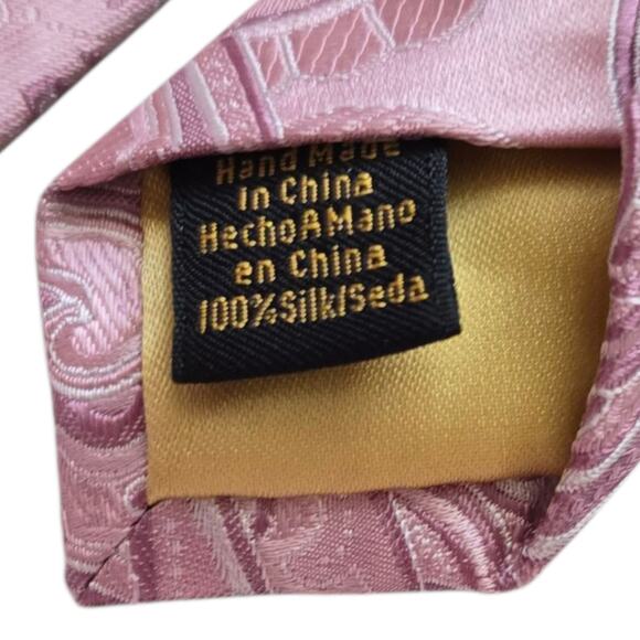 Men's Donald J. Trump Signature Collection Pink Paisley Design Tie Silk Men's - Picture 5 of 5